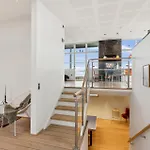 Сasa de vacaciones 4 Bedroom Lovely In *