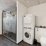 4 Bedroom Lovely In *