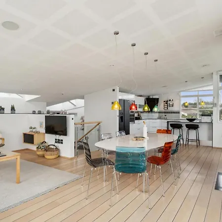 4 Bedroom Lovely In * Hadsund