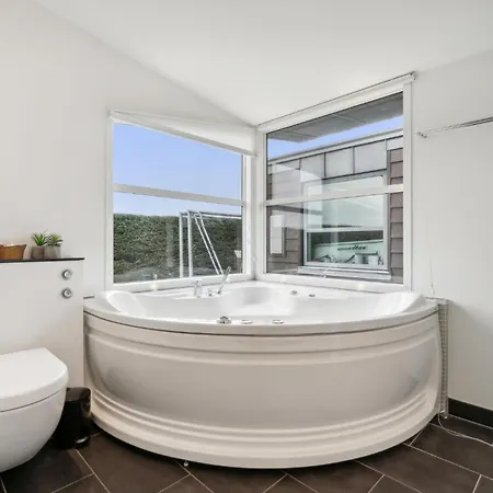 Σπίτι διακοπών 4 Bedroom Lovely In Hadsund