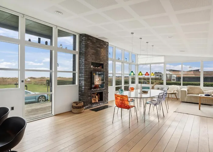 Ferienhaus 4 Bedroom Lovely In Hadsund