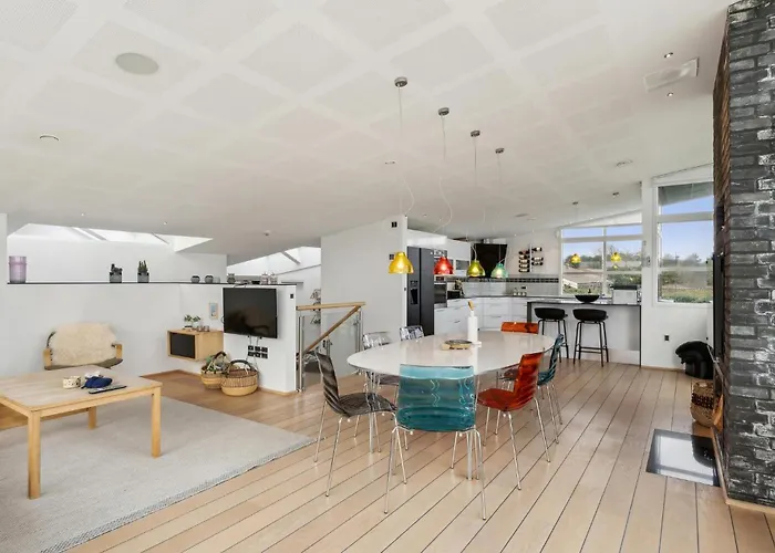 4 Bedroom Lovely In * Hadsund
