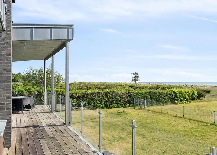 4 Bedroom Lovely In Hadsund