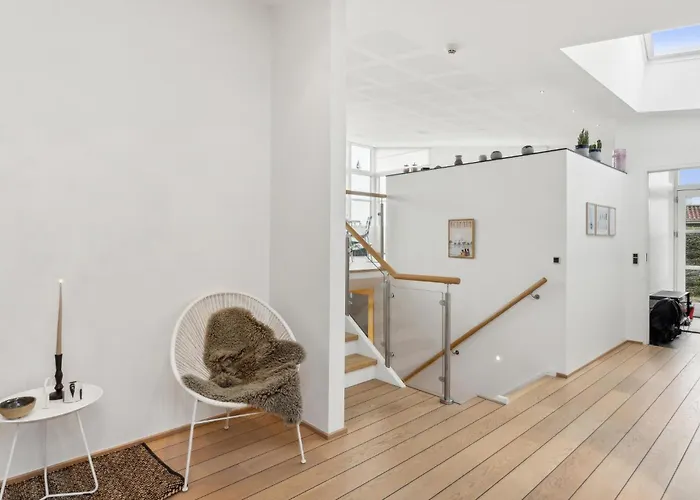 4 Bedroom Lovely In Ferienhaus Hadsund
