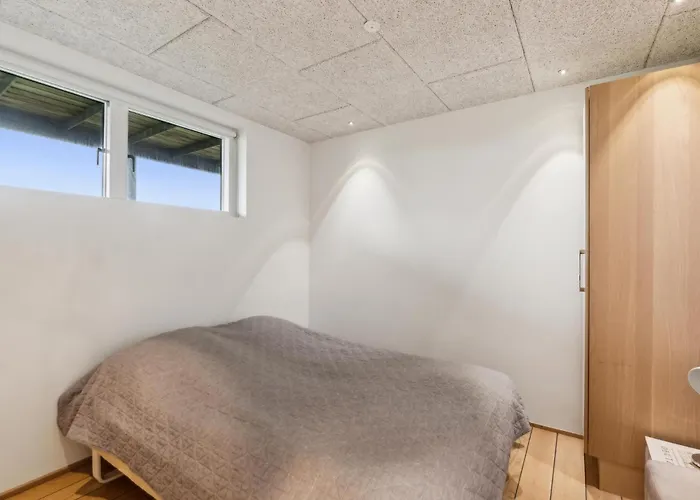 4 Bedroom Lovely In